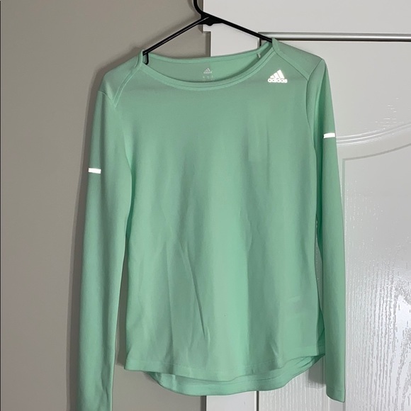 dry fit Adidas shirt - Picture 1 of 3